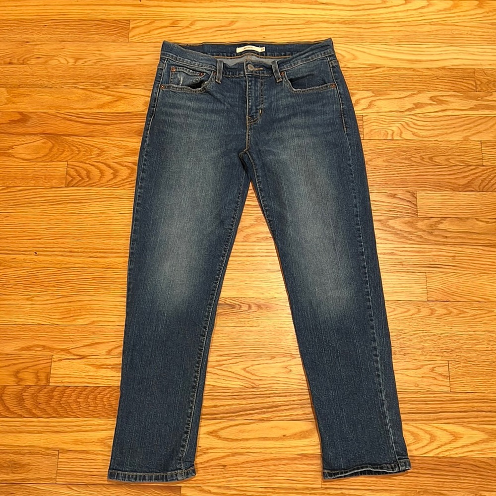 Women’s Levi Boyfriend Jeans Size 27